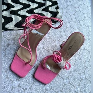 Women strap lace up heels